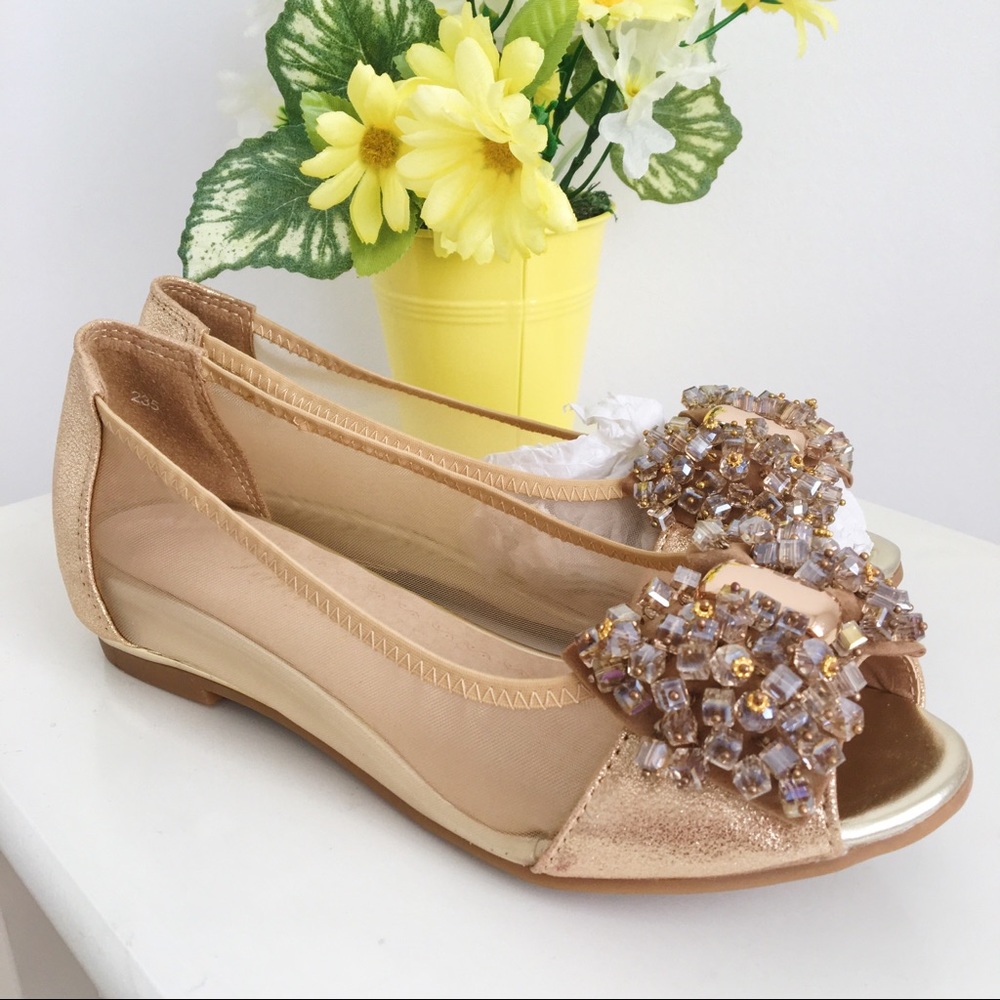 Beige Sparkly Peep Toe Flats size 6.5